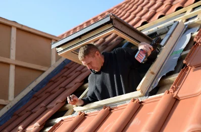Pose de fenêtres de toit Velux à Sablières
